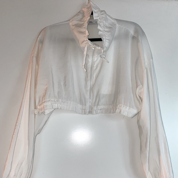 Zara matching set - shorts and light jacket - Picture 2 of 4